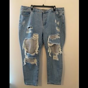 FASHION NOVA Best Of You Boyfriend Jeans - Light Wash
